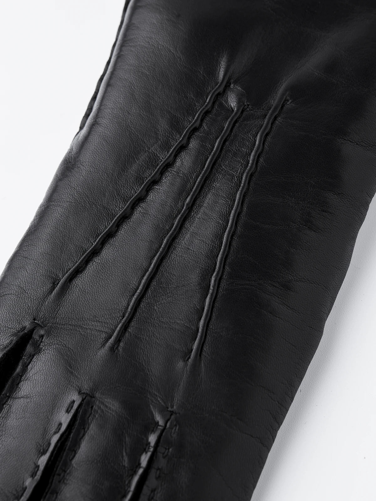 Hestra Hairsheep Handsewn Lambskin Lined - Black 4 Hestra Hairsheep Handsewn Lambskin Lined - Black - Image 2