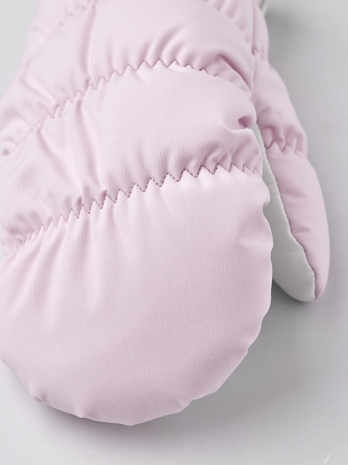Hestra Luomi CZone Female Mitt - Pink 4 Hestra Luomi CZone Female Mitt - Pink - Image 2