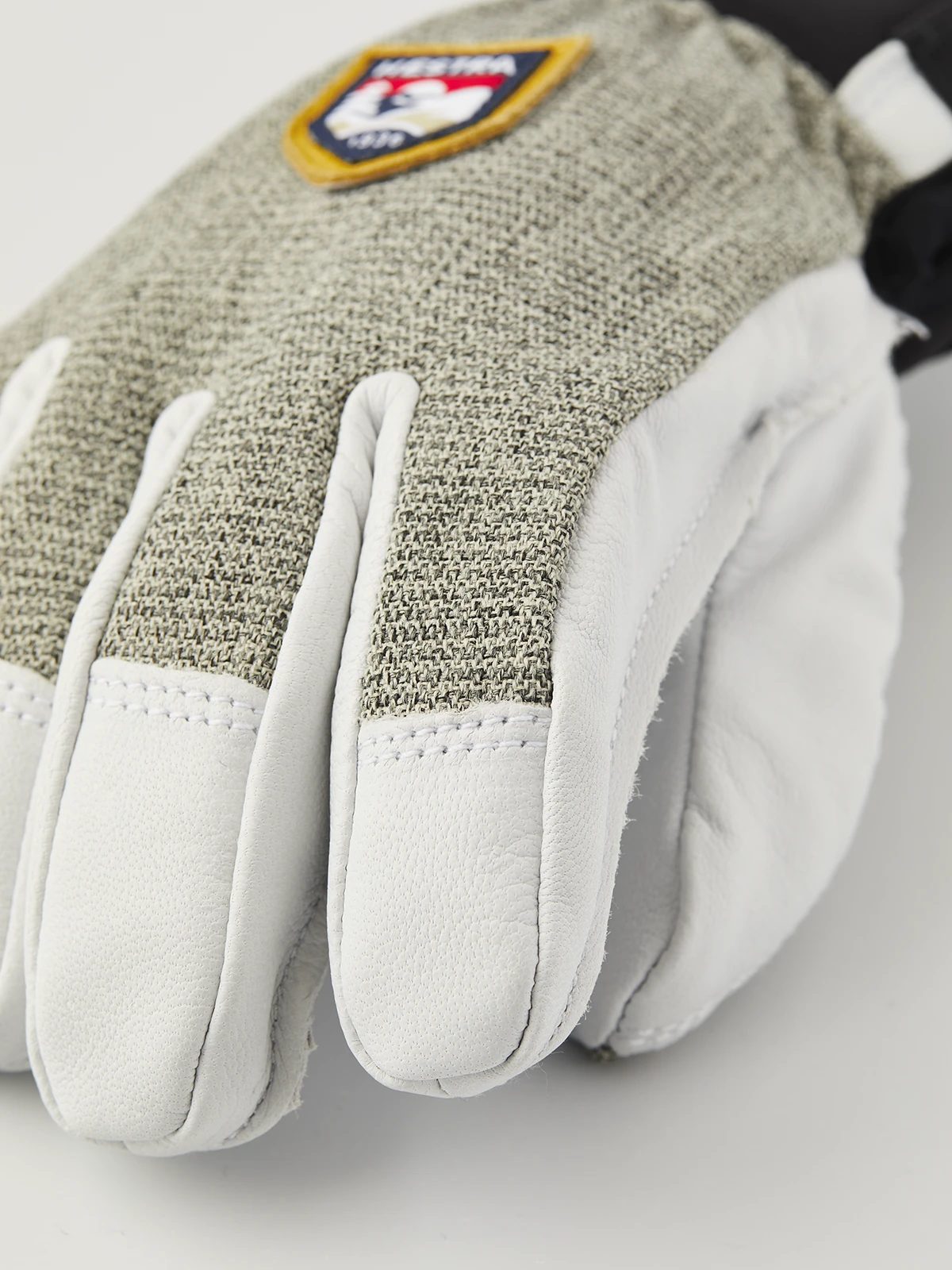 Hestra Army Leather Patrol Jr. 5-finger - Light Grey 6 Hestra Army Leather Patrol Jr. 5-finger - Light Grey - Image 4