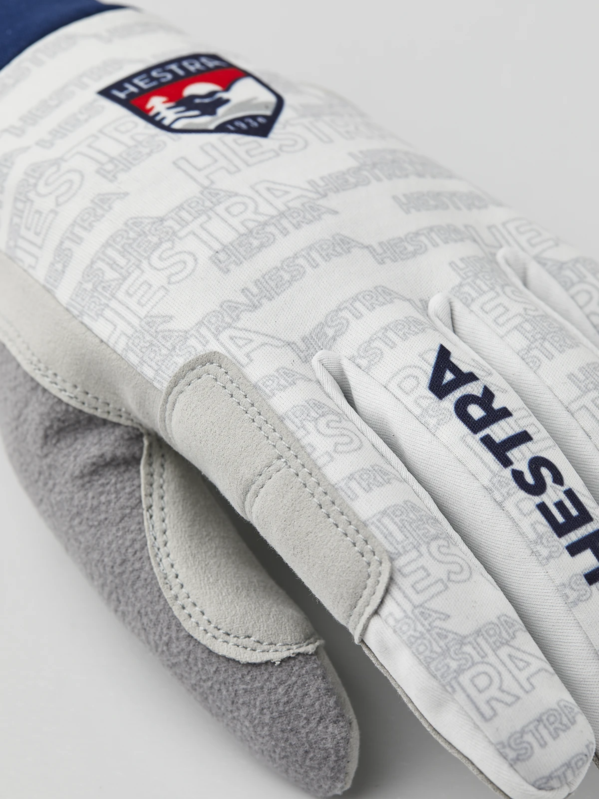 Hestra Windstopper Active Grip 5-finger - Offwhite Print 6 Hestra Windstopper Active Grip 5-finger - Offwhite Print - Image 4