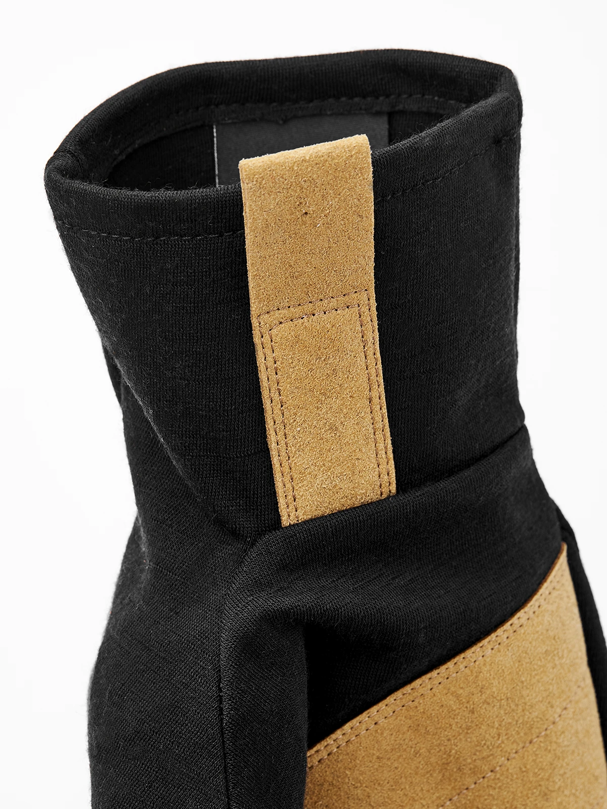 Hestra Merino Windwool Liner 5-finger - Black 6 Hestra Merino Windwool Liner 5-finger - Black - Image 4