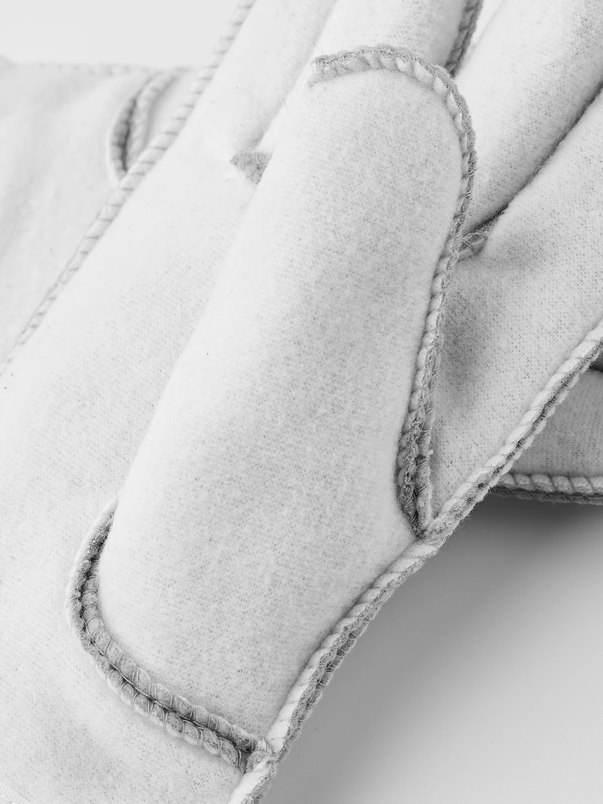 Hestra Women´s Patrol Liner 5-finger - Offwhite 5 Hestra Women´s Patrol Liner 5-finger - Offwhite - Image 3