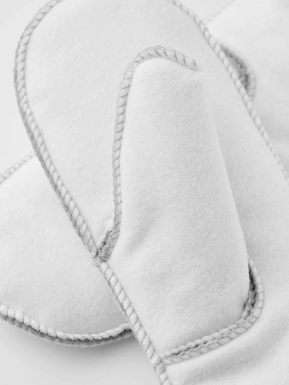 Hestra Women´s Patrol Liner Mitt - Offwhite 5 Hestra Women´s Patrol Liner Mitt - Offwhite - Image 3