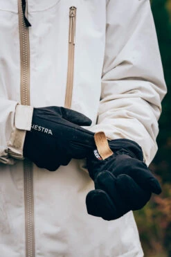 Hestra CZone Pluto Jr 5-finger - Black 13 Hestra CZone Pluto Jr 5-finger - Black -Hestra 870 8659ab074d czone pluto jr 4 original