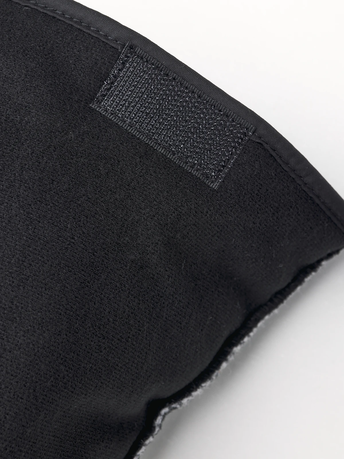 Hestra Gauntlet Fleece Liner Mitt - Black 4 Hestra Gauntlet Fleece Liner Mitt - Black - Image 2